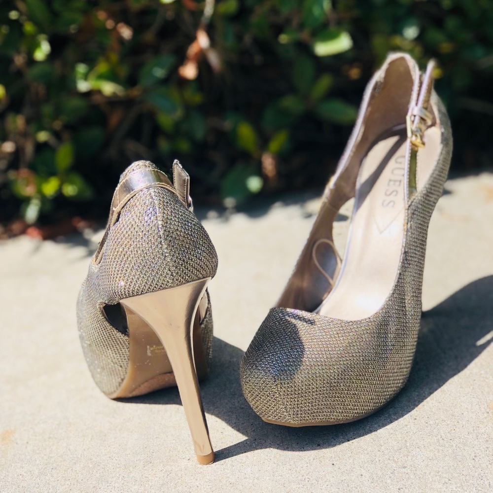 GUESS HEELS